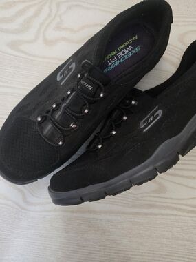 Skechers Womens Wide Fit Black Slip-On Walking Shoes Memory Foam